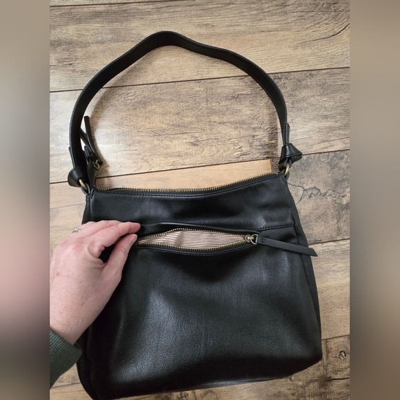 Denver Hayes Black Leather Shoulder Bag - Picture 8 of 10